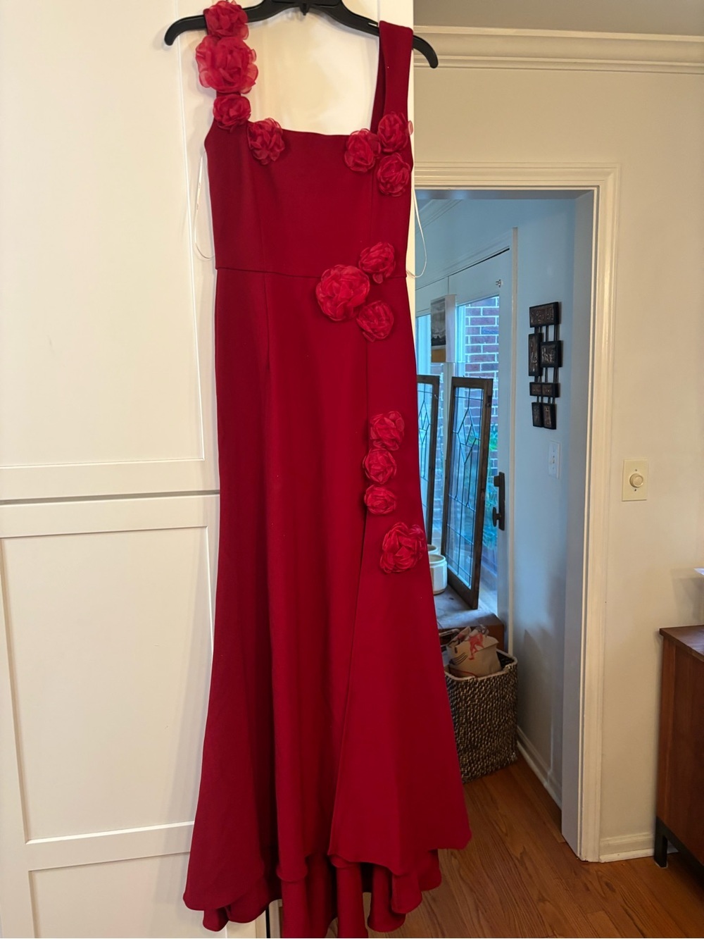 new Elliatt Evanora high-low floral rosette gown in Berry red - Picture 4 of 8